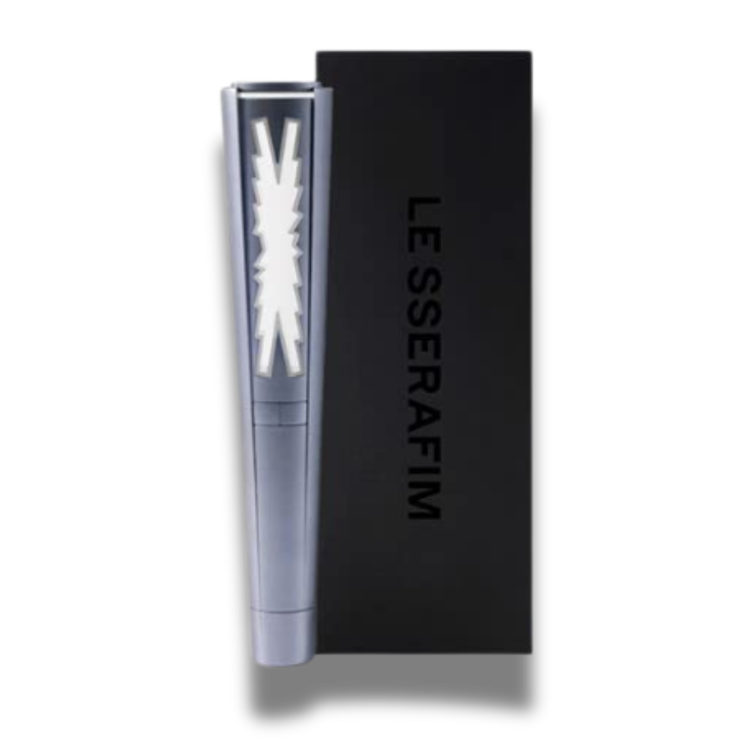 LE SSERAFIM Lightstick